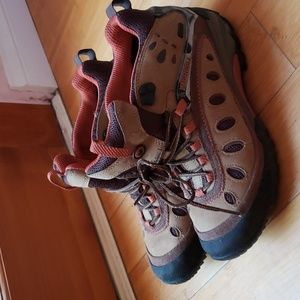 Women's Hiking Boots